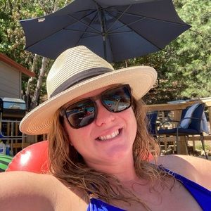 Meet your Posher, Melody